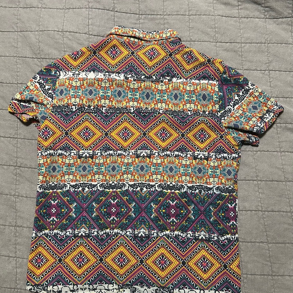Multicolor Trippy Patterned Button-Down Short-Sle… - image 2